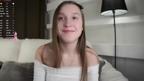 Caroline or just Lina online show from December 2025 01:10:01 AM