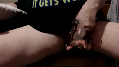 ozziebloke01 online show from April 2026 12:19:02 AM