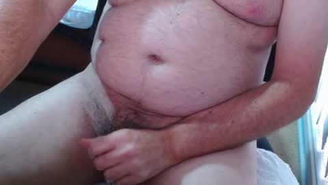 Snapshot of ozzieozzieoi chatting on January 2025 02:33:01 AM HairyolOz online show from January 2025 02:33:01 AM