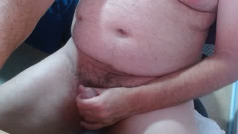 Snapshot of ozzieozzieoi chatting on January 2025 01:08:01 AM HairyolOz online show from January 2025 01:08:01 AM