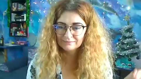 Snapshot of ozzy_helen chatting on January 2025 09:47:01 PM Ozzy Helen online show from January 2025 09:47:01 PM