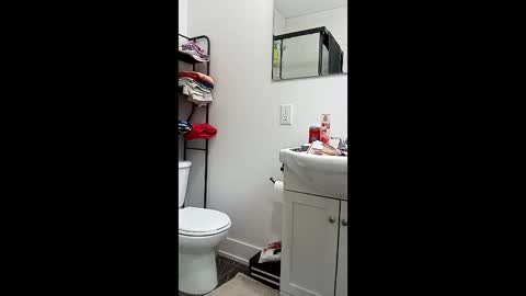 ozzyblackah online show from December 2025 06:59:01 PM