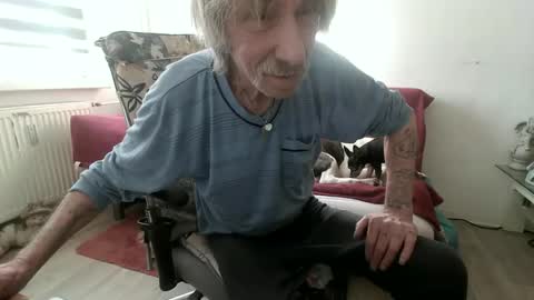 Snapshot of p83291869 chatting on March 2026 08:32:02 AM p83291869 online show from March 2026 08:32:02 AM