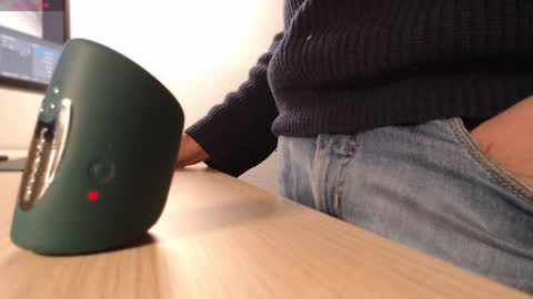 Snapshot of p_lovar chatting on December 2024 05:12:01 PM Pierre online show from December 2024 05:12:01 PM