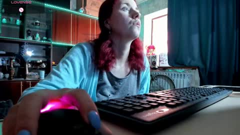 Ella online show from February 2025 12:06:02 PM