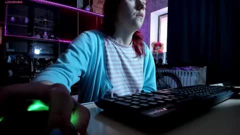 Ella online show from February 2025 09:32:02 AM