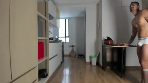 Snapshot of pablo_rincon95 chatting on September 2025 03:01:02 PM pablo rincon95 online show from September 2025 03:01:02 PM