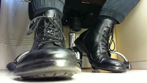 Pablo Meness online show from January 2025 03:50:01 PM