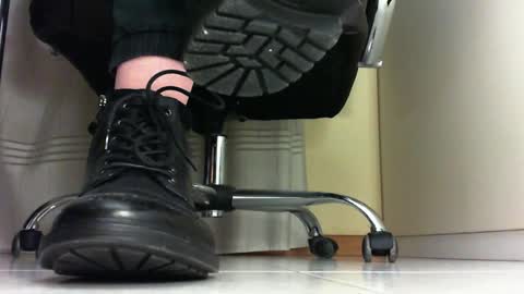 Pablo Meness online show from January 2025 06:17:02 PM