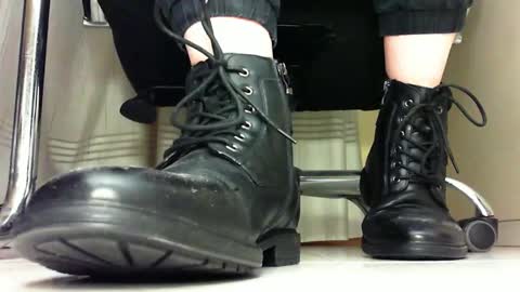 Pablo Meness online show from February 2025 12:19:01 AM