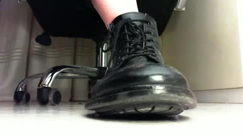 Pablo Meness online show from February 2025 06:52:02 PM