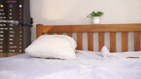 Snapshot of pafosstar chatting on November 2025 05:33:01 PM Kimlovense is activeThere are legends that in this room all your wishes can come true Private is Open online show from November 2025 05:33:01 PM