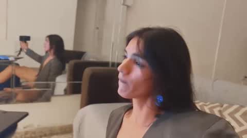 Snapshot of paintsmuwu chatting on September 2025 02:16:02 AM Hii online show from September 2025 02:16:02 AM