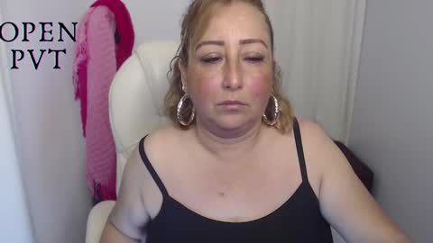 paiperhalliwey online show from February 2025 03:17:02 PM