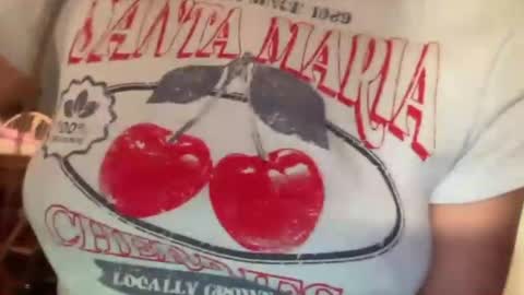 Snapshot of paisleysnowxo chatting on March 2025 03:32:02 AM paisleysnowxo online show from March 2025 03:32:02 AM