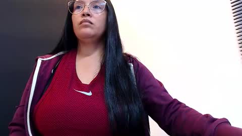 Natalia  online show from November 2025 08:23:02 PM