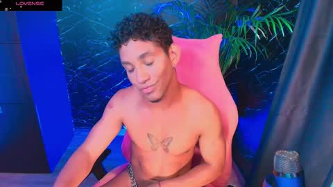 Palo Santo online show from February 2026 07:01:02 PM
