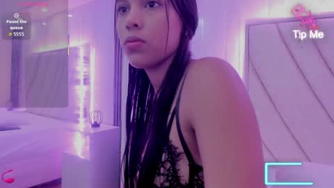 Pamela online show from April 2026 02:33:01 PM