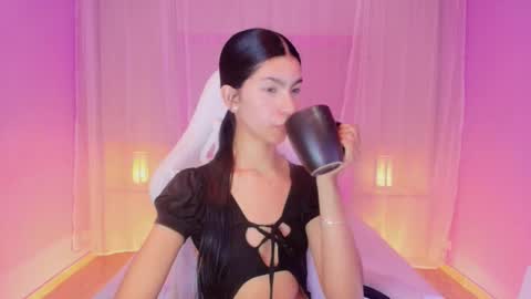 Snapshot of pamelaascott chatting on March 2025 09:20:01 PM P A M online show from March 2025 09:20:01 PM