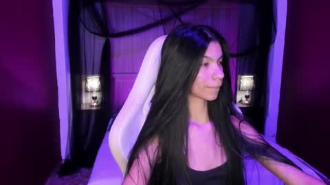 Snapshot of pamelaascott chatting on November 2025 04:11:01 AM P A M online show from November 2025 04:11:01 AM