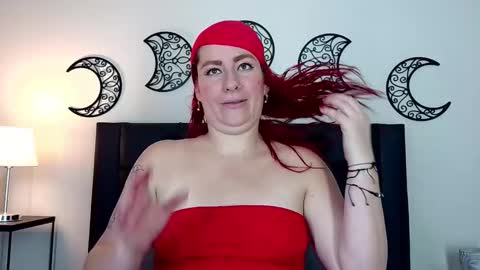 Snapshot of pamelamk chatting on October 2025 11:22:01 AM Pamela online show from October 2025 11:22:01 AM