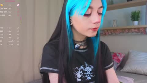 Diana online show from December 2025 03:17:01 PM