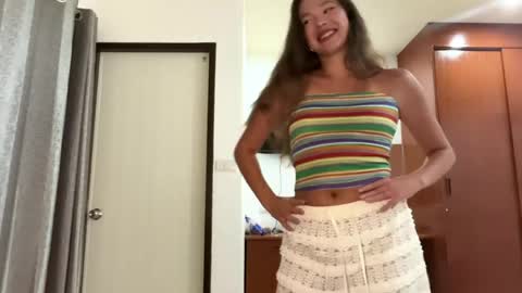 Kamila online show from March 2026 02:18:01 PM