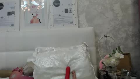 Pamella online show from November 2025 12:27:02 PM