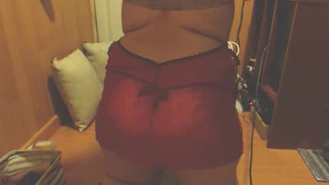 Snapshot of pammbigass chatting on December 2025 03:16:02 AM PAMMBIGASS online show from December 2025 03:16:02 AM