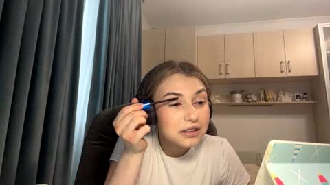 Snapshot of pamulahallquist chatting on June 2026 02:18:02 PM Lia online show from June 2026 02:18:02 PM