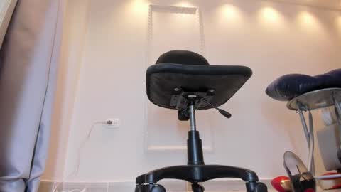 Snapshot of pandora__foster chatting on March 2025 12:38:01 AM Pandora online show from March 2025 12:38:01 AM