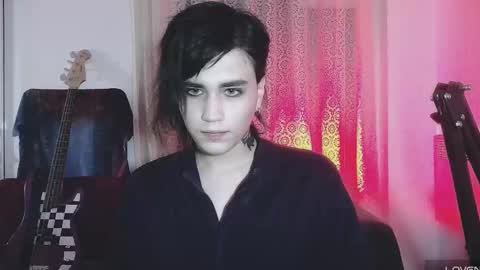 In bio online show from December 2025 04:31:02 AM