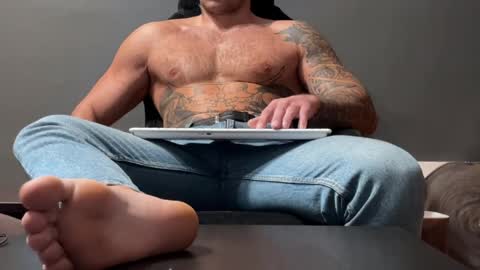 Snapshot of panther_style chatting on April 2026 07:00:01 AM Oleg online show from April 2026 07:00:01 AM
