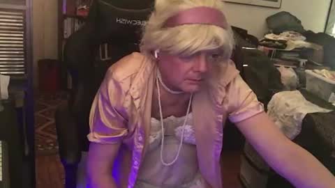 Pantyvioletlace online show from March 2026 04:39:01 AM