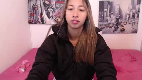 Snapshot of paolabotero chatting on December 2025 12:03:02 PM Paola online show from December 2025 12:03:02 PM