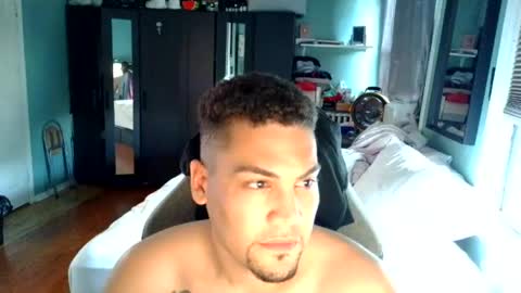 PapiiNyc21 online show from July 2026 05:01:02 PM