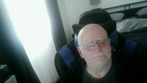 papilly online show from March 2026 08:09:01 PM