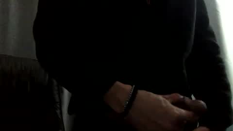 Snapshot of papy_dani33 chatting on January 2025 09:08:01 AM papy_dani33 online show from January 2025 09:08:01 AM