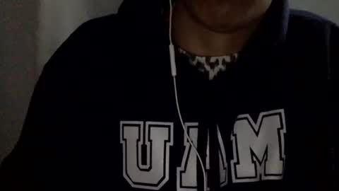 Snapshot of papy_dani33 chatting on February 2025 07:48:02 AM papy_dani33 online show from February 2025 07:48:02 AM