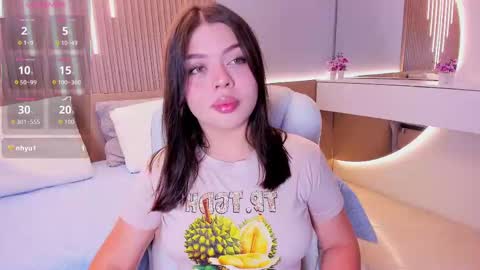 Amy and my doll online show from October 2025 03:52:02 AM