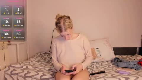 Snapshot of paris_hilt_on chatting on February 2025 01:08:02 PM Sasha online show from February 2025 01:08:02 PM