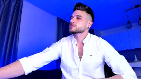 Snapshot of paris_lock chatting on February 2025 08:58:01 PM Paris online show from February 2025 08:58:01 PM