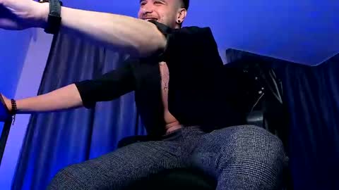 Snapshot of paris_lock chatting on February 2025 04:09:02 AM Paris online show from February 2025 04:09:02 AM