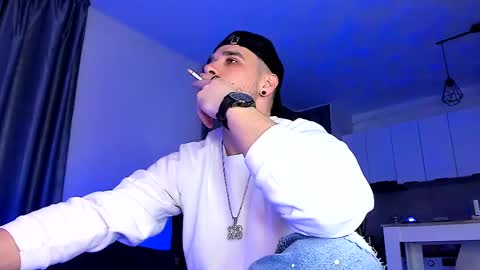 Snapshot of paris_lock chatting on February 2025 11:14:02 PM Paris online show from February 2025 11:14:02 PM