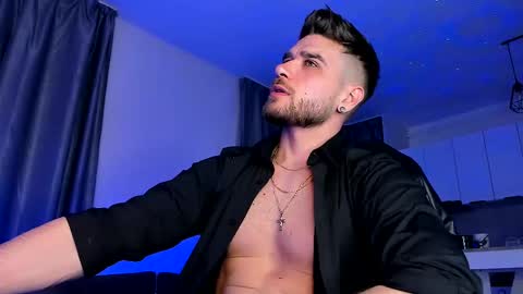 Snapshot of paris_lock chatting on March 2025 09:57:01 PM Paris online show from March 2025 09:57:01 PM