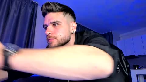 Snapshot of paris_lock chatting on March 2025 01:01:02 AM Paris online show from March 2025 01:01:02 AM