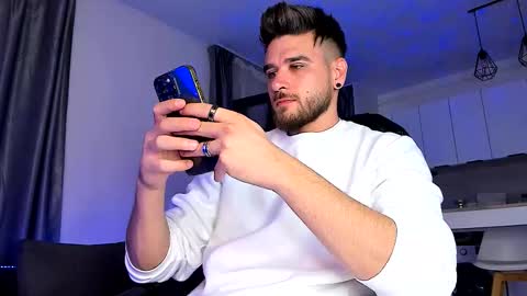 Snapshot of paris_lock chatting on September 2025 08:55:02 PM Paris online show from September 2025 08:55:02 PM