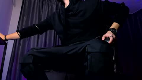 Snapshot of paris_lock chatting on October 2025 09:48:02 PM Paris online show from October 2025 09:48:02 PM