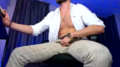 Snapshot of paris_lock chatting on November 2025 09:36:02 PM Paris online show from November 2025 09:36:02 PM