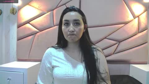 kitty online show from November 2025 08:15:01 AM